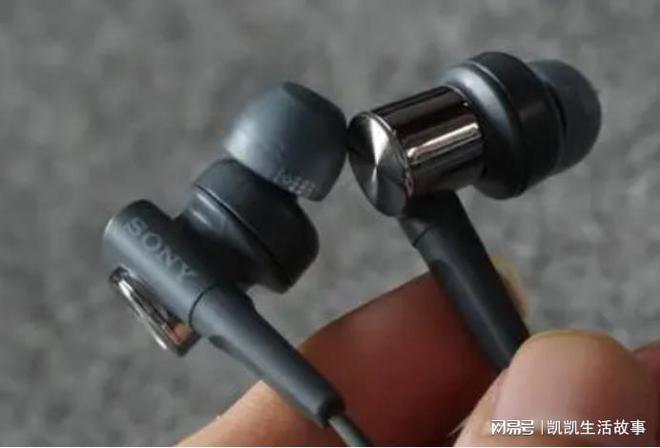 腻解析层次分明的有线耳机尊龙凯时链接声音动听细(图1)