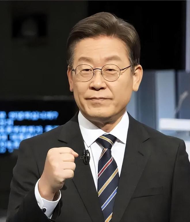 明下令斩草除根要给华一个满意的交代尊龙凯时app韩国集会大爆发李在(图14)