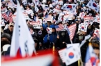 韩国大选临近首尔罕见出现抗议尊龙AG人生